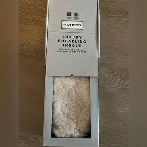 Hunter luxury shearling insole and boot socks! Used once!
